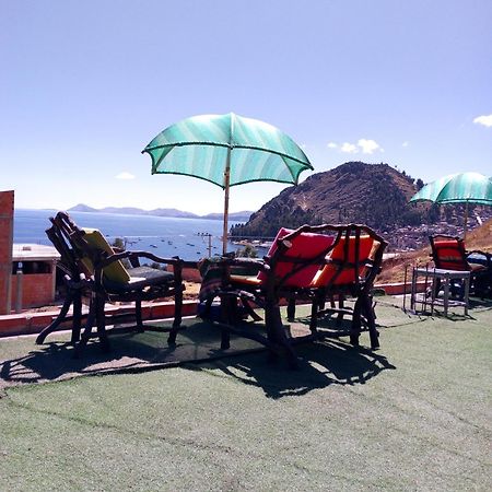 Hostal Resto Bar Flor De Mi Tierra Copacabana  Esterno foto